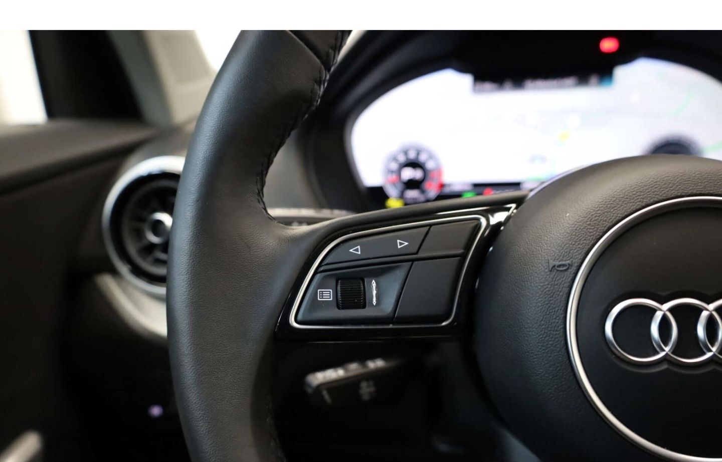 Audi Q2 35 TFSI S line S-Tronic Leder/NAV/Virt/RFK/SH foto 16