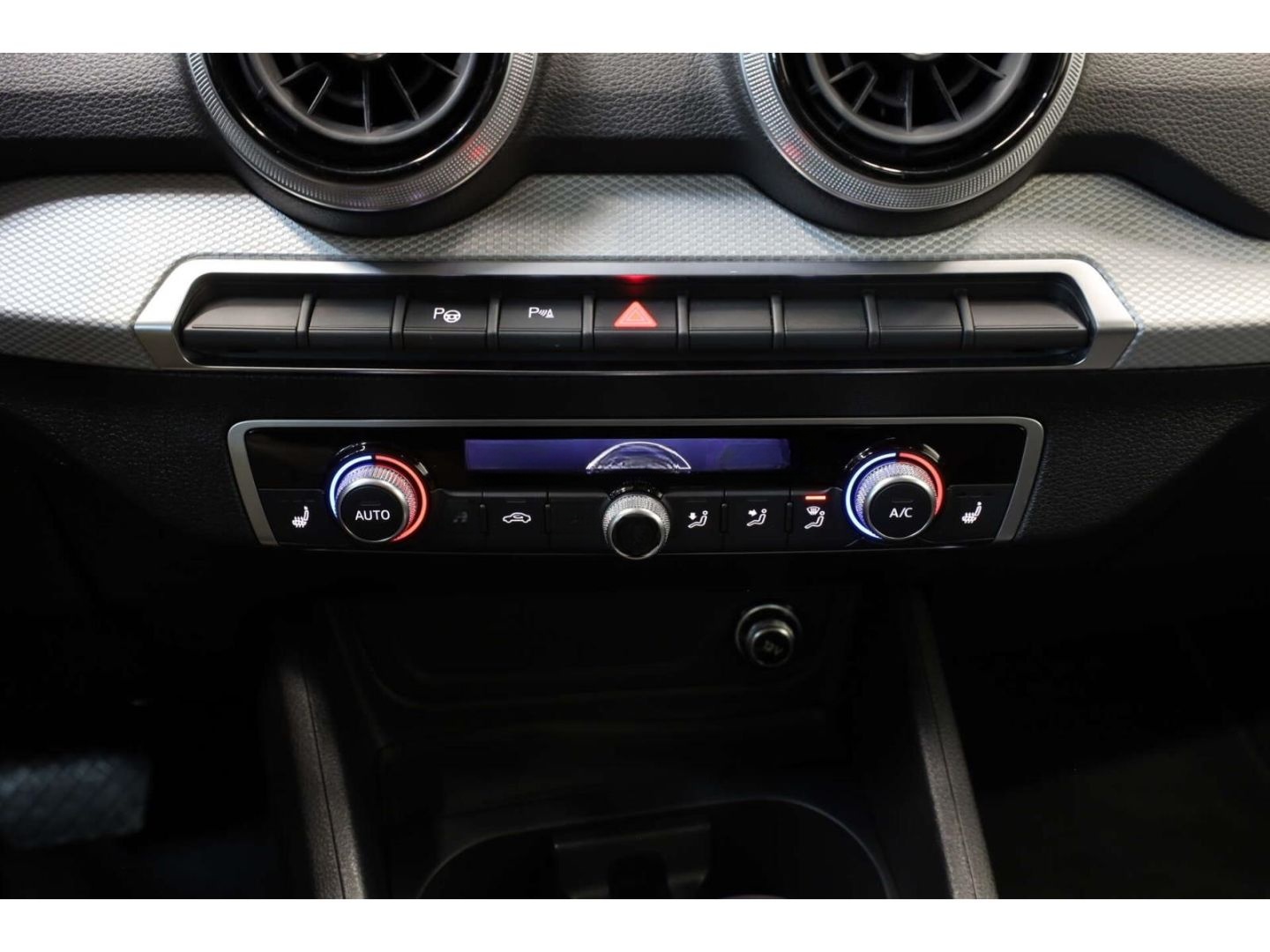 Audi Q2 35 TFSI S line S-Tronic Leder/NAV/Virt/RFK/SH foto 18