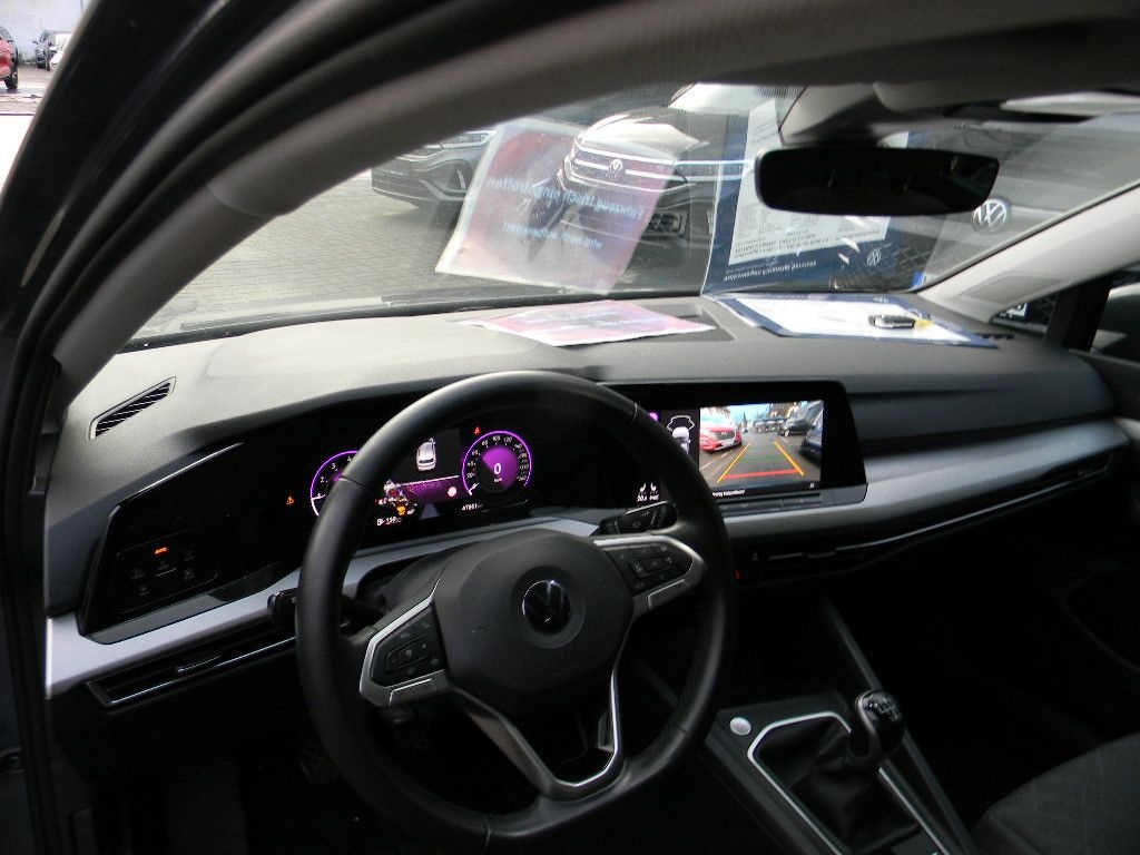 Volkswagen Golf VIII Lim. Life 1,5 TSI 6 GANG KAMERA foto 10