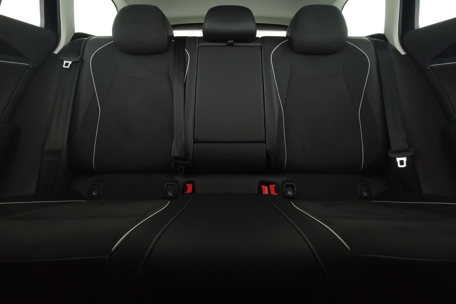 Volkswagen Passat 2.0 TDI Business IQ.DRIVE|AreaView|SH|AHK foto 15
