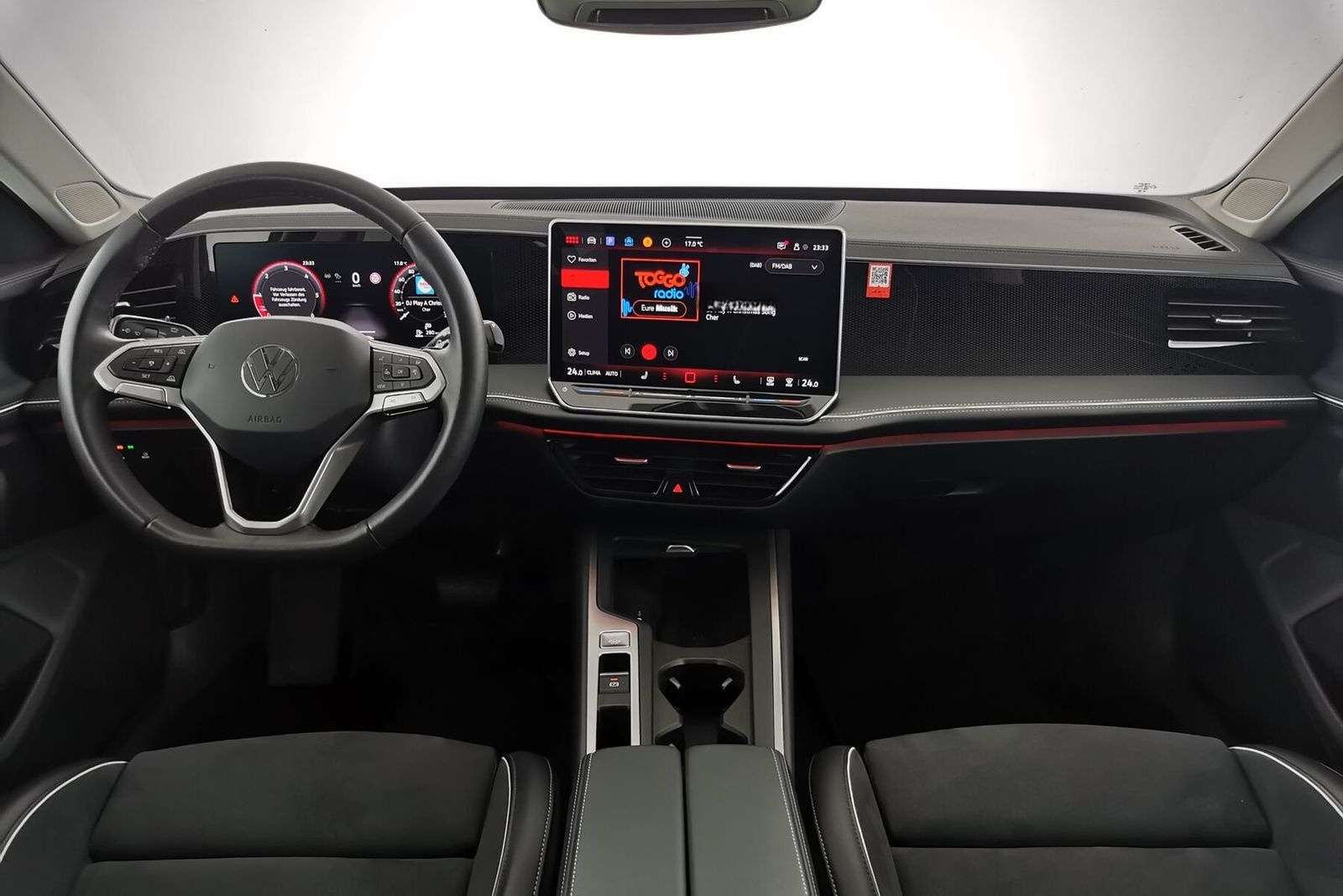Volkswagen Passat 2.0 TDI Business IQ.DRIVE|AreaView|SH|AHK foto 9
