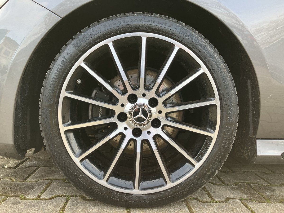 Mercedes-Benz A 180 d AMG Line KAMERA+SHZ+NAVI+PANO foto 13