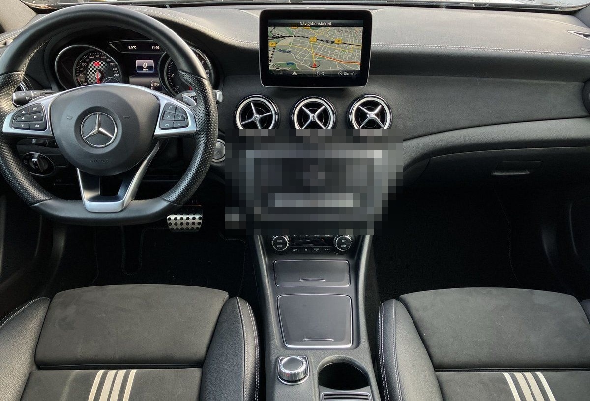 Mercedes-Benz A 180 d AMG Line KAMERA+SHZ+NAVI+PANO foto 14