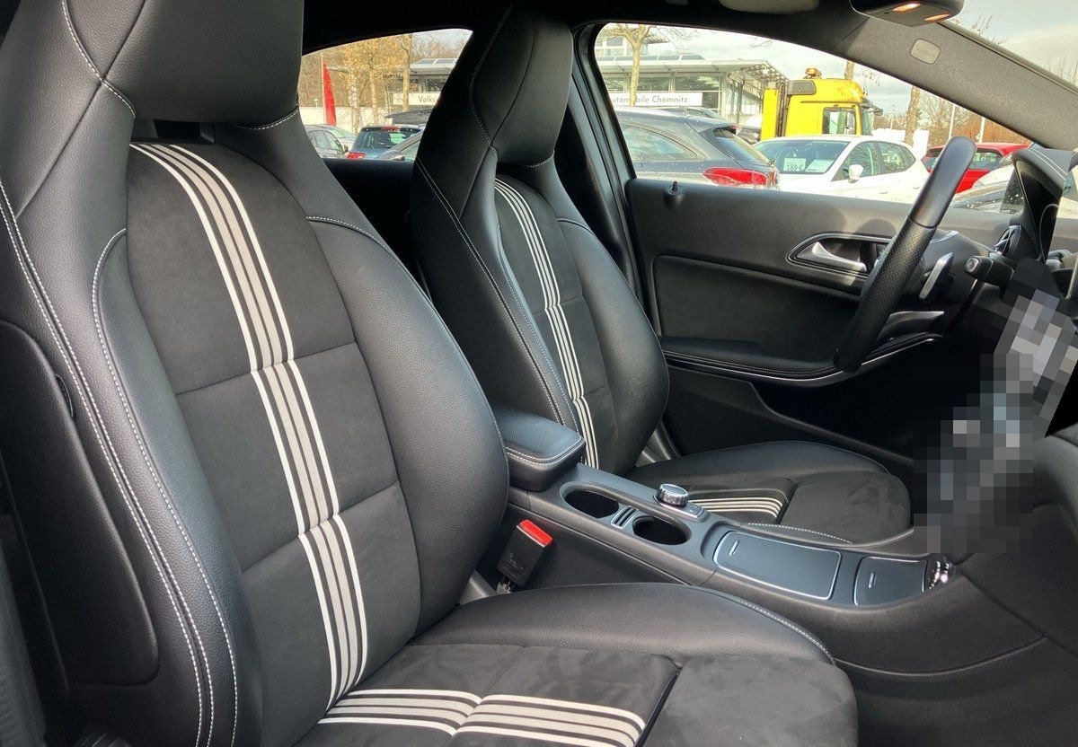 Mercedes-Benz A 180 d AMG Line KAMERA+SHZ+NAVI+PANO foto 25