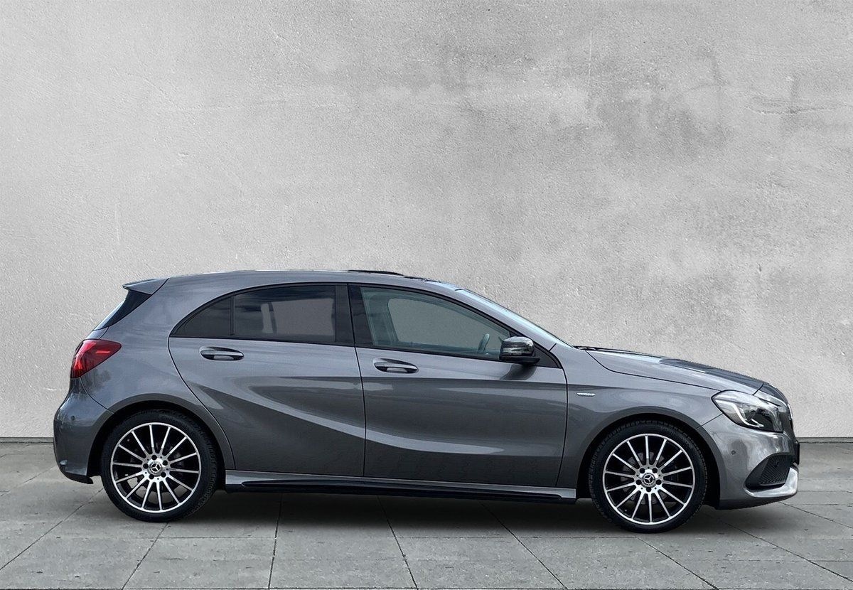 Mercedes-Benz A 180 d AMG Line KAMERA+SHZ+NAVI+PANO foto 6