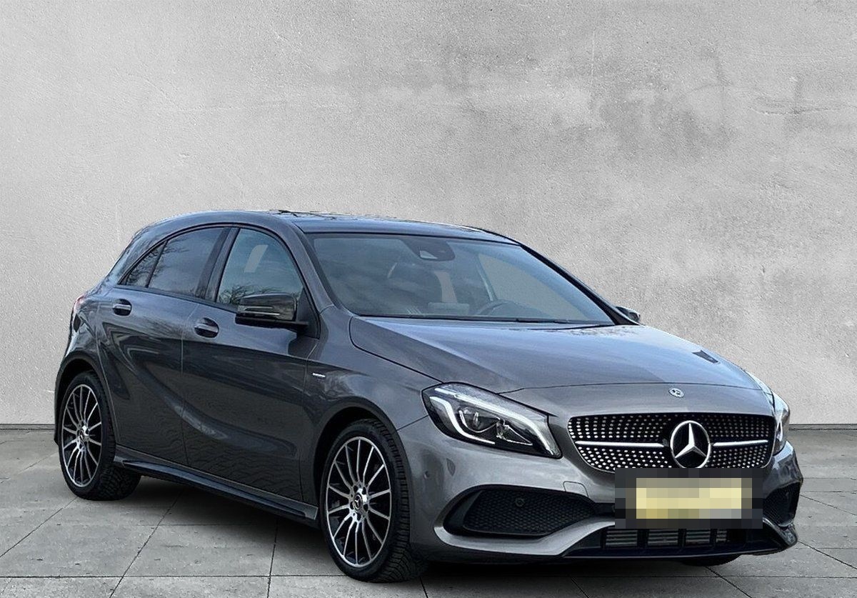 Mercedes-Benz A 180 d AMG Line KAMERA+SHZ+NAVI+PANO foto 7