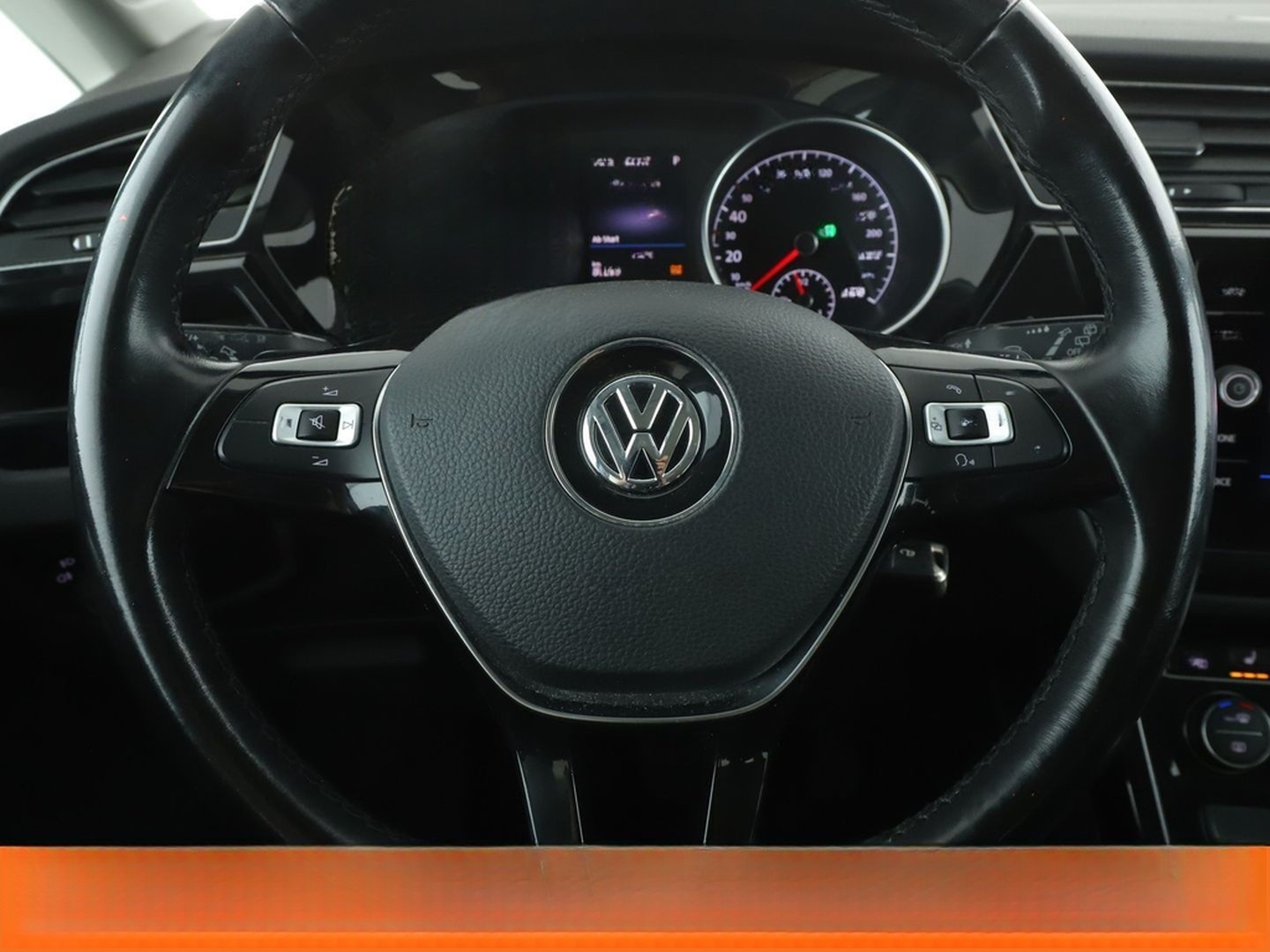 Volkswagen Touran 1.4 TSI Highline BMT Aut.*NAVI*LED*PDC* foto 19