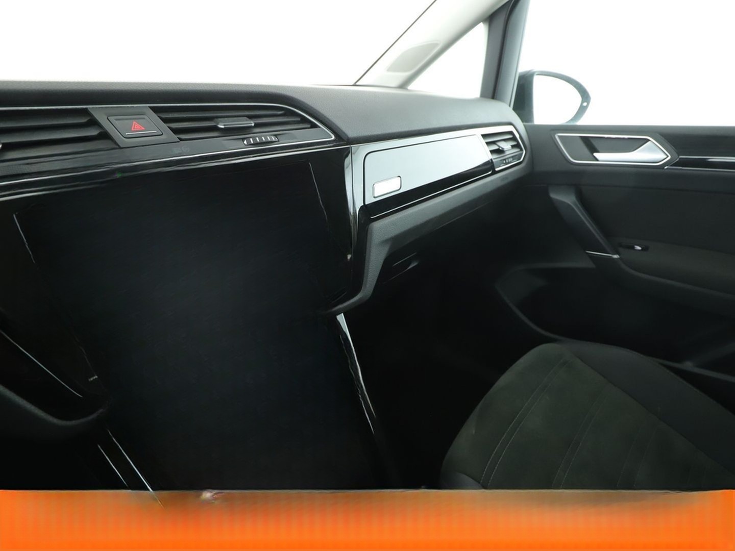 Volkswagen Touran 1.4 TSI Highline BMT Aut.*NAVI*LED*PDC* foto 25