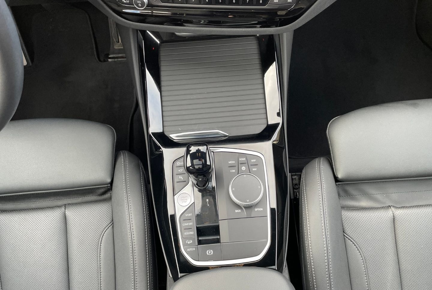 BMW X3 xDrive20d M Sport AHK Pano adap LED Navi foto 11