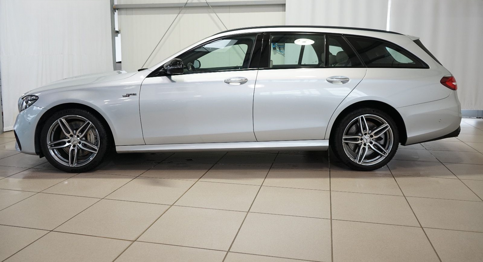 Mercedes-Benz E53 AMG T 4M+ Night+Sportabgas.+Pano+Sitzklima foto 2