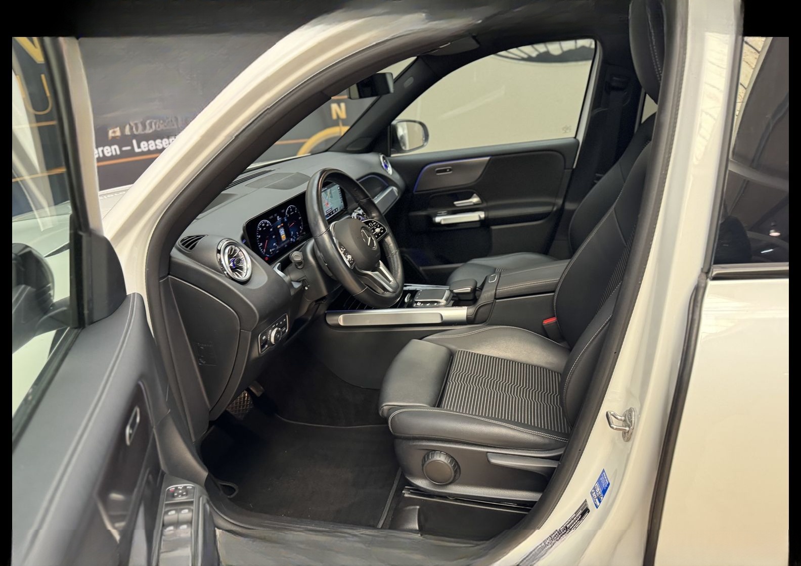 Mercedes-Benz GLB 220 d 4M Progressive *Distro+*Wide*AHK*Pano* foto 15