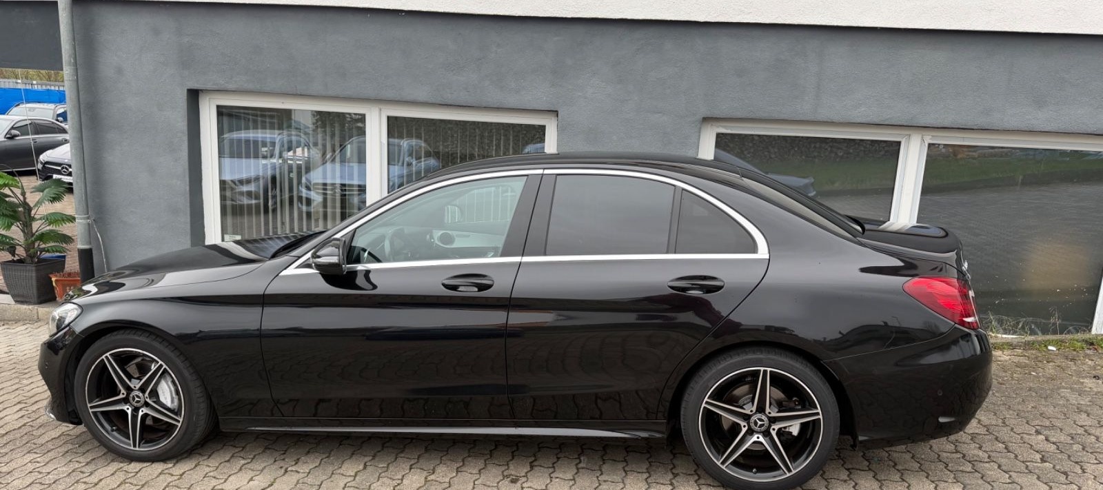 Mercedes-Benz C 180 D Limousine AMG LINE LEDER NAVI LED KAM foto 5