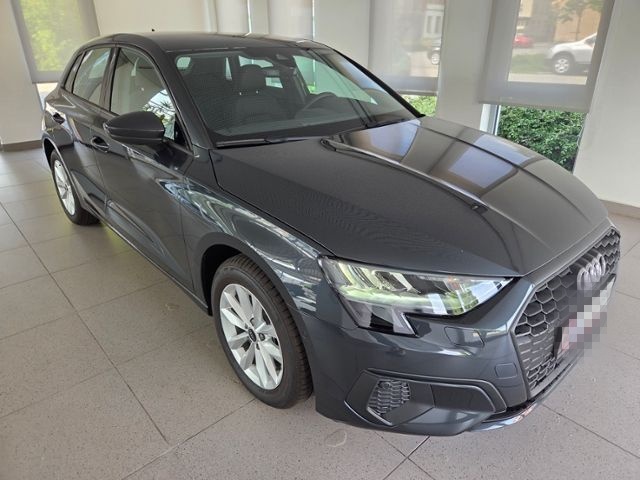 Audi A3 Sportback 1.5 TFSI S-TRON LED NAV GRA vorbACC foto 4