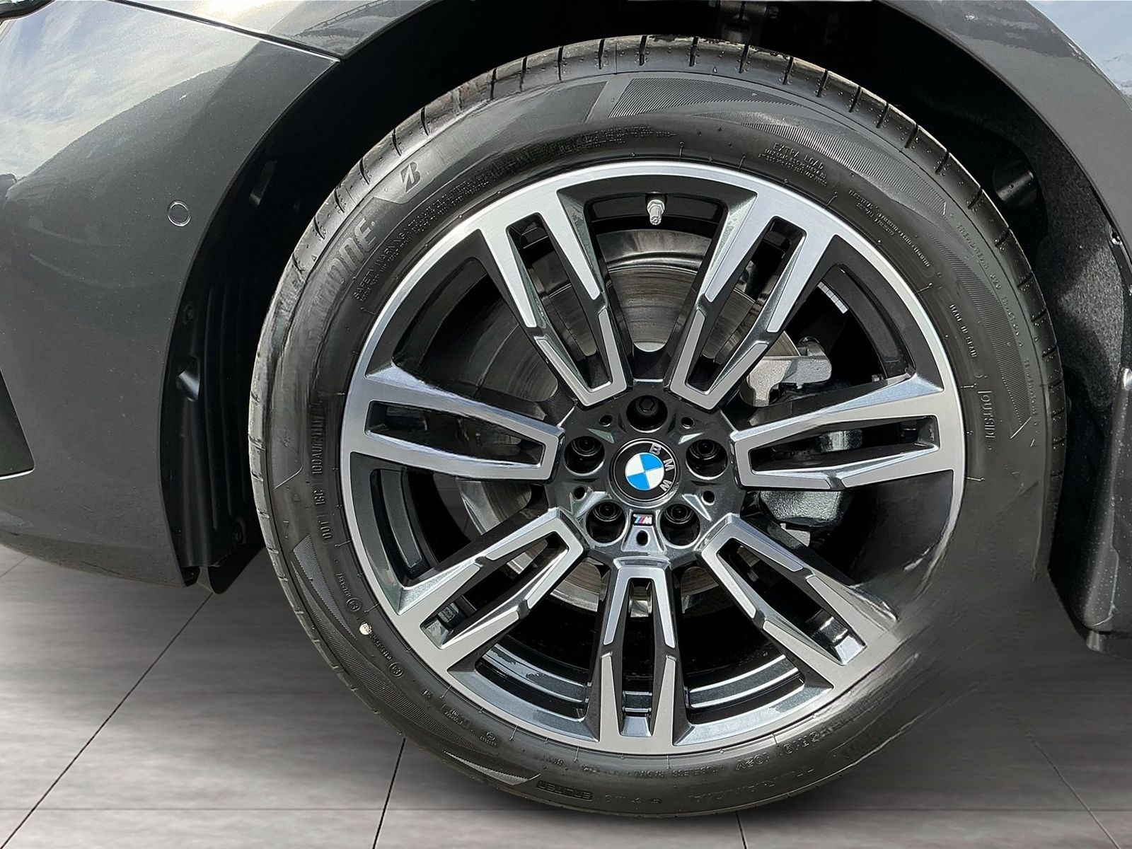 BMW 520d M Sport AHK HeadUp Innovation HarmanKardon foto 14
