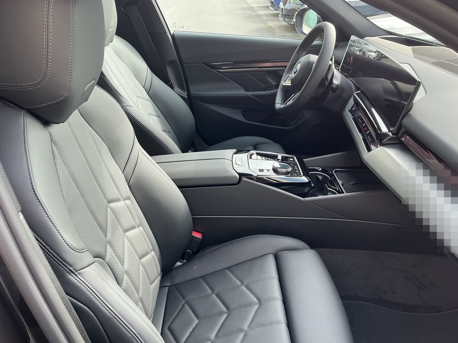 BMW 520d M Sport AHK HeadUp Innovation HarmanKardon foto 18