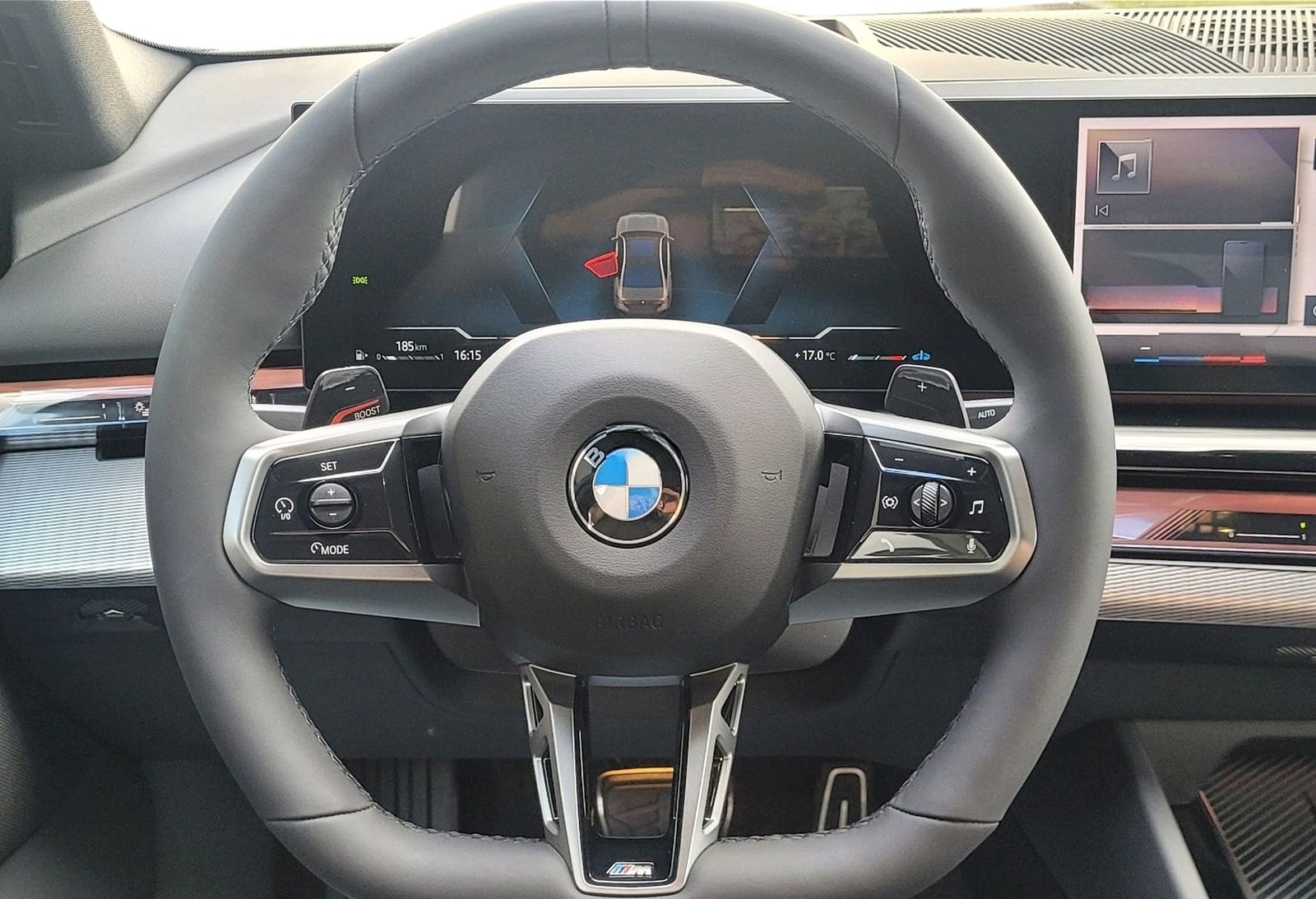BMW 520d M Sport AHK HeadUp Innovation HarmanKardon foto 11