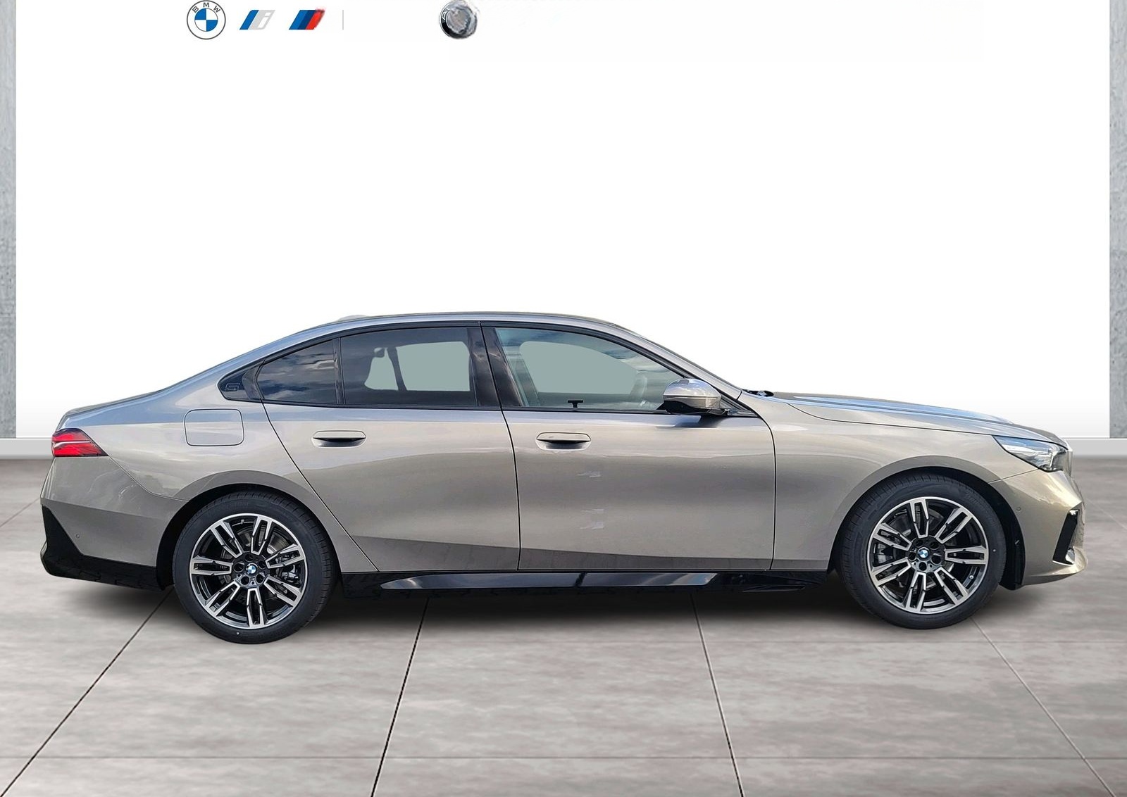 BMW 520d M Sport AHK HeadUp Innovation HarmanKardon foto 6