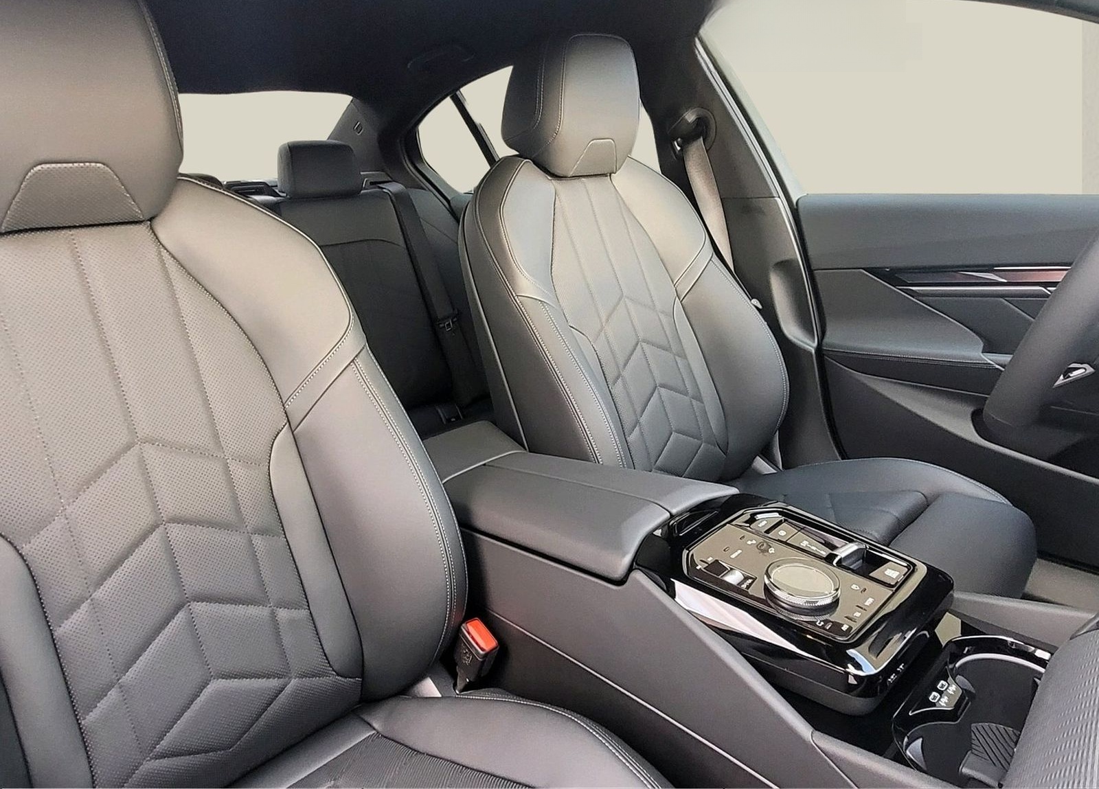 BMW 520d M Sport AHK HeadUp Innovation HarmanKardon foto 9