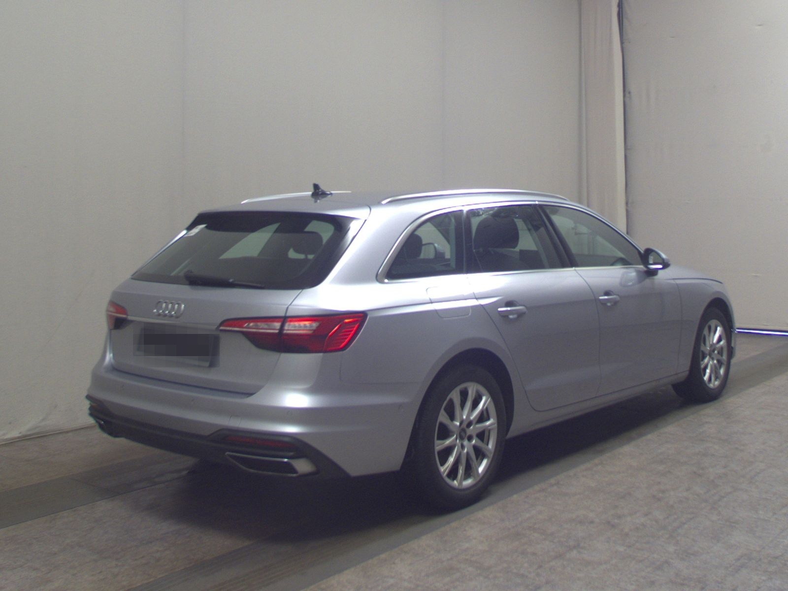 Audi A4 Avant 40 TDI Leder Navi LED PDC Shz Tempomat foto 4