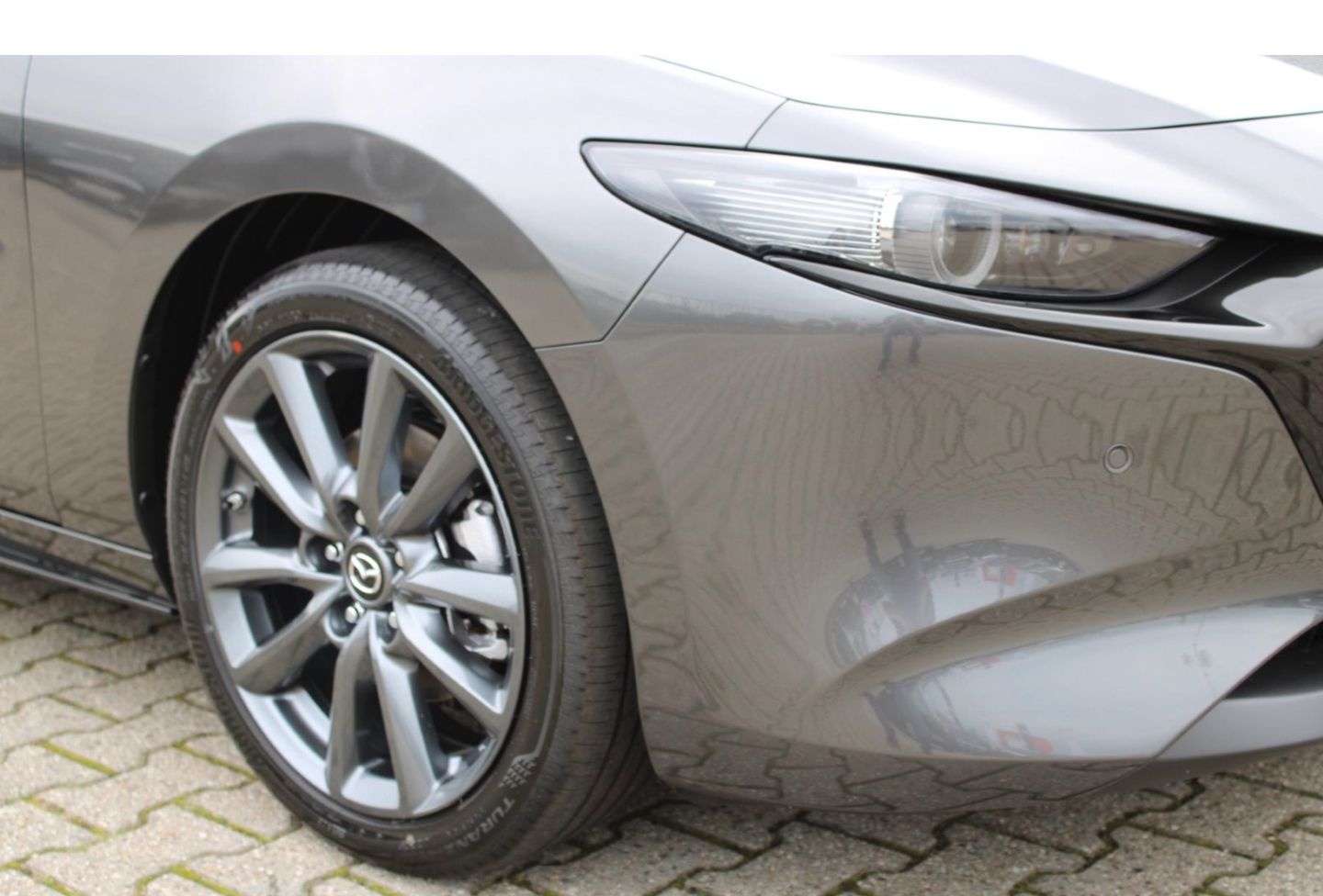 Mazda 3 EXCLUSIVE+MATRIX+BOSE+HEAD-UP+CARPLAY+GJ-RÄDER foto 8