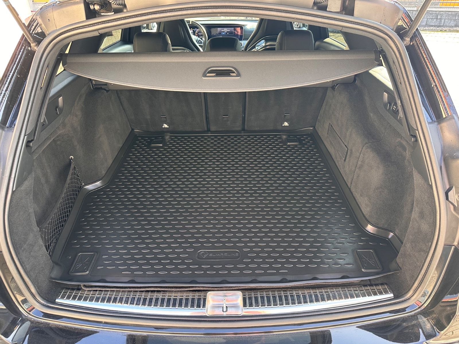 Mercedes-Benz E 63 S AMG foto 6