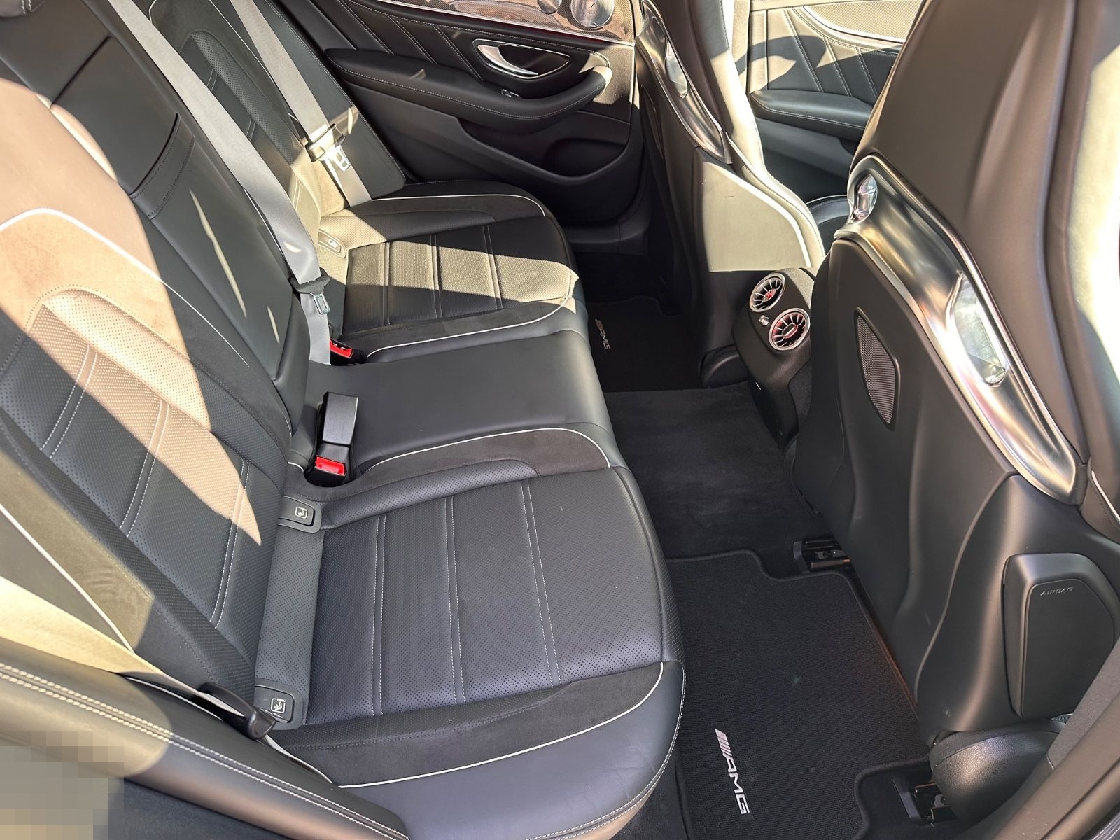 Mercedes-Benz E 63 S AMG foto 7