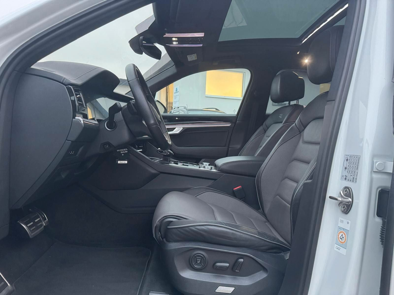 Volkswagen Touareg R-Line 4Motion VOLL SHZ KAMERA foto 13