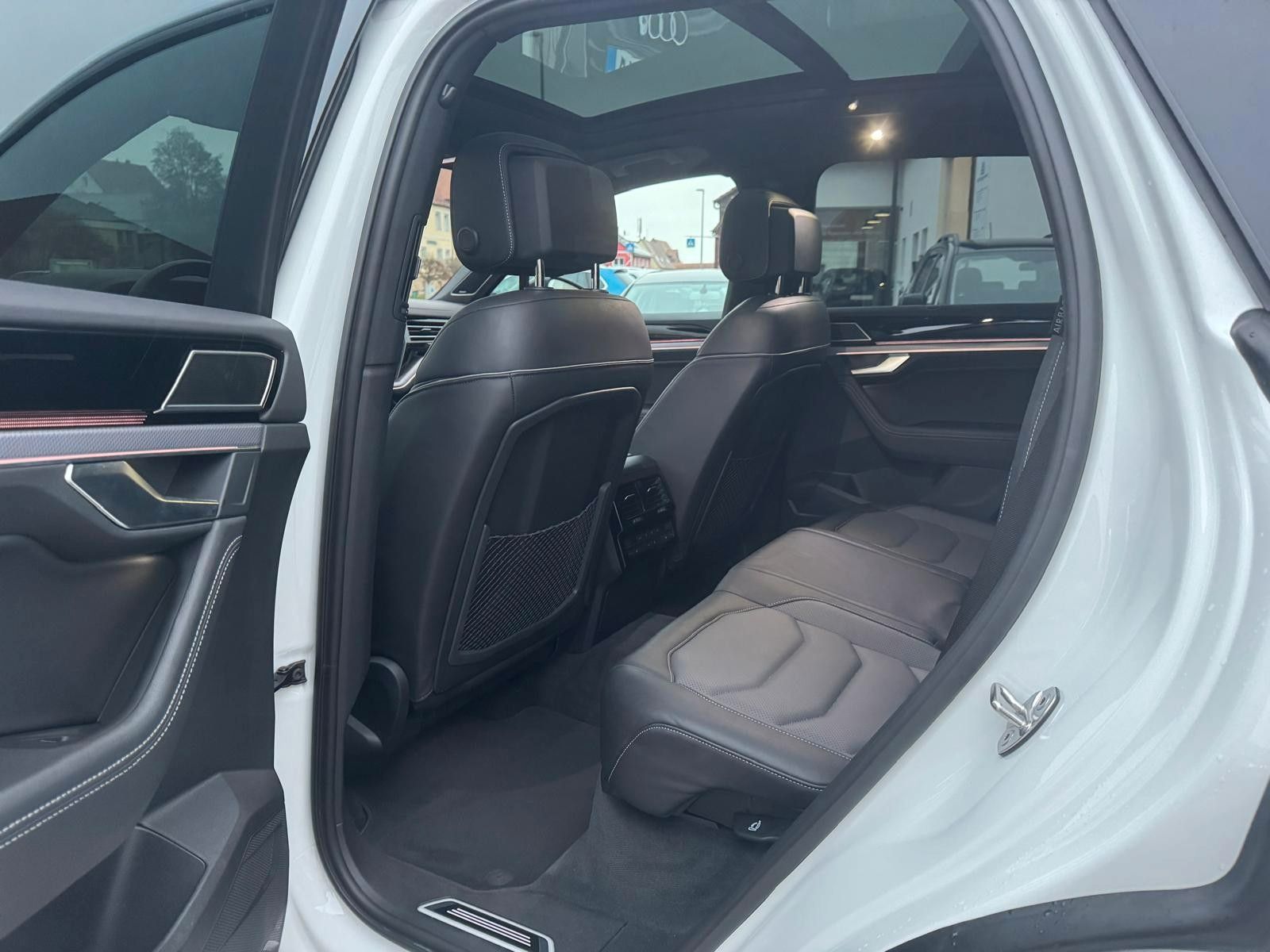 Volkswagen Touareg R-Line 4Motion VOLL SHZ KAMERA foto 21
