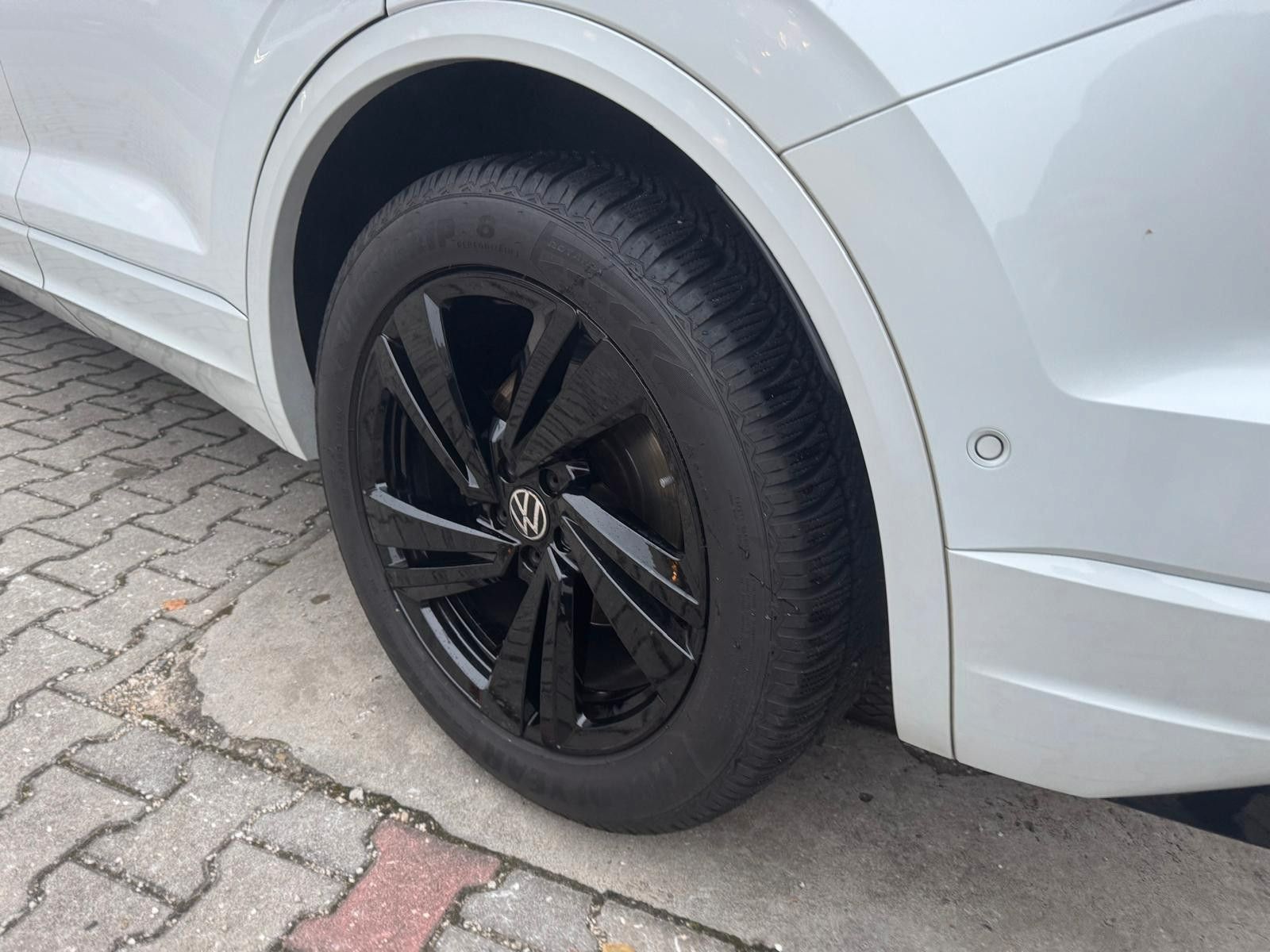 Volkswagen Touareg R-Line 4Motion VOLL SHZ KAMERA foto 9