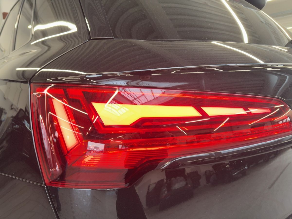 Audi Q5 40 TDI quattro S line virtual Pano foto 17