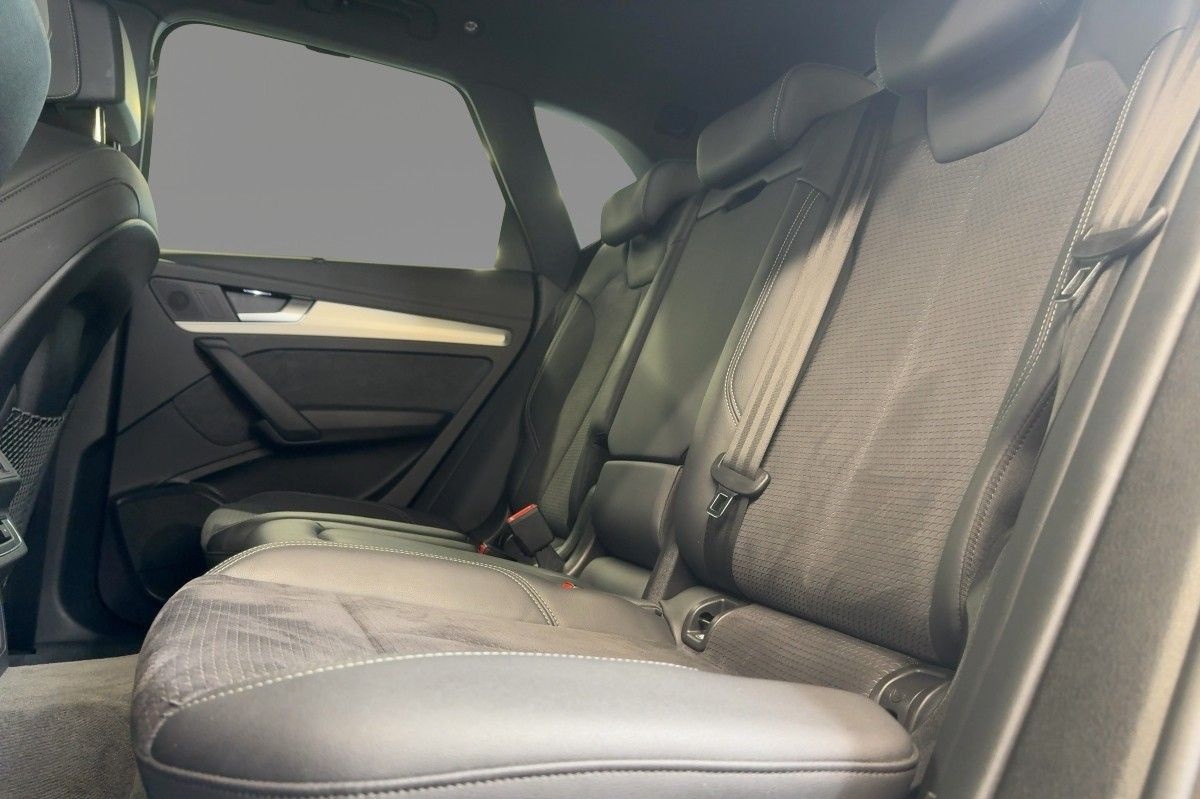 Audi Q5 40 TDI quattro S line virtual Pano foto 10