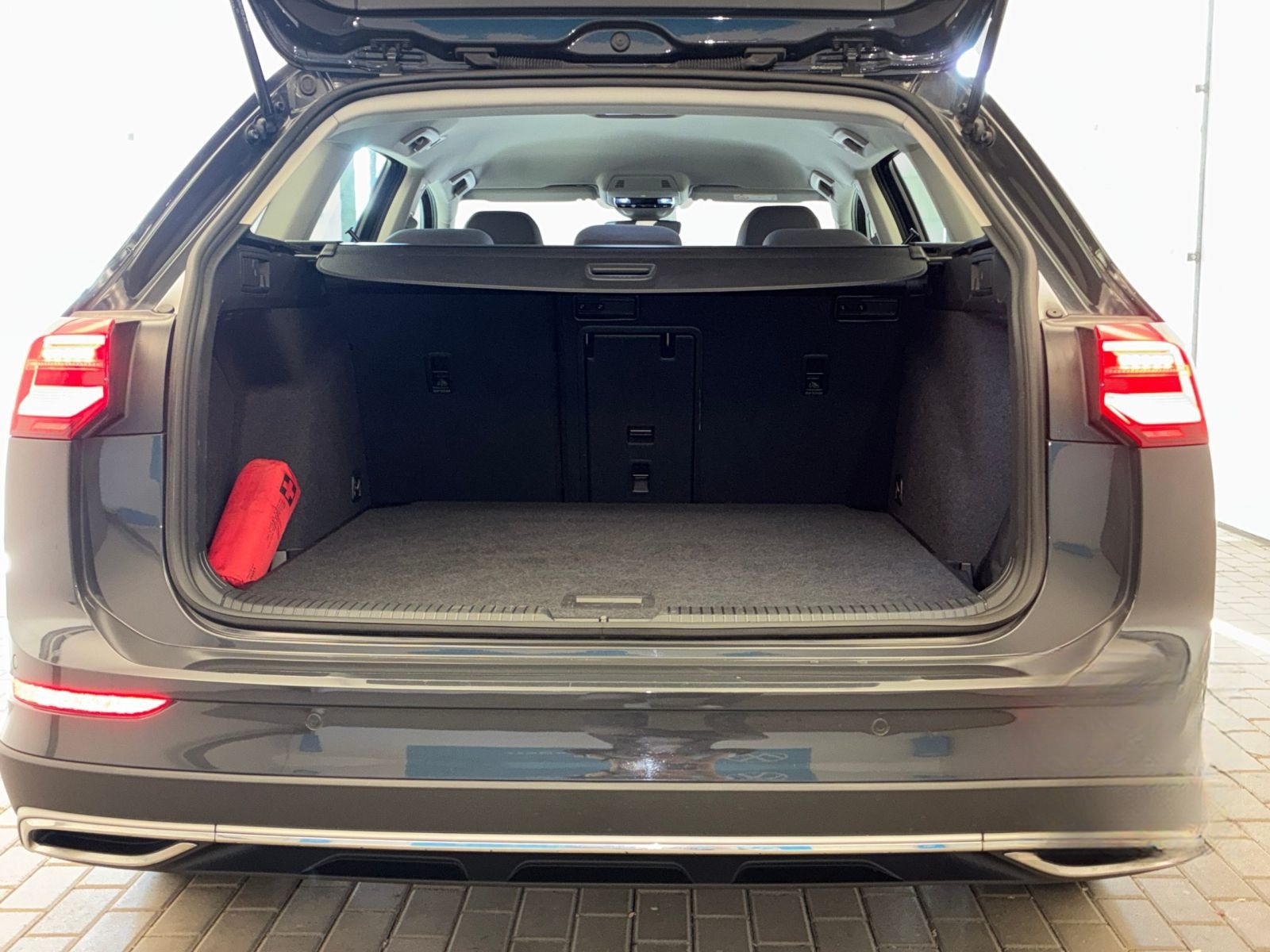 Volkswagen Golf VIII Alltrack 2.0 TDI 4M DSG*Navi*IQ.Light* foto 9
