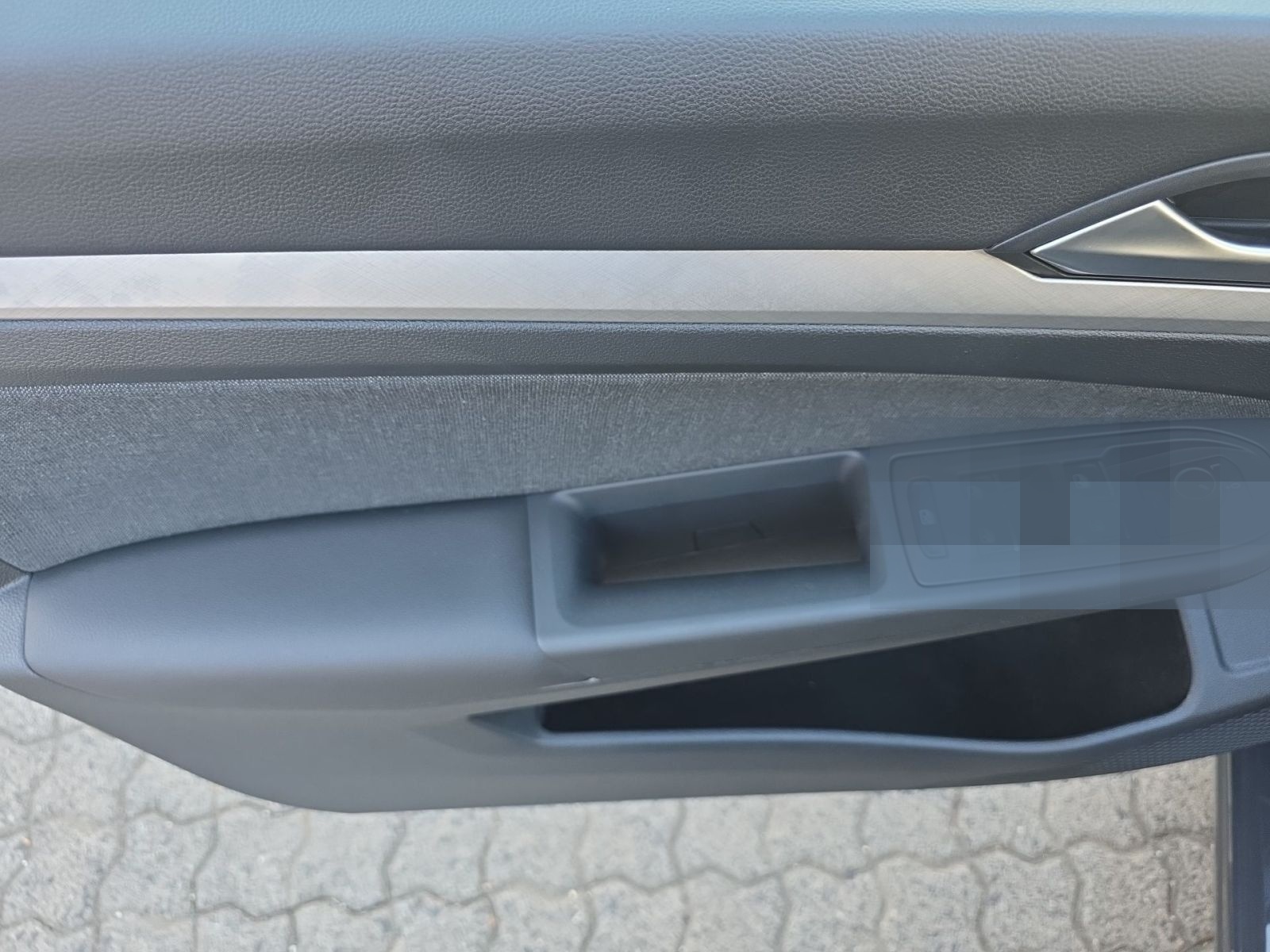 Volkswagen Golf 1.5 TSI NAVI AHK KAMERA LED APP foto 7