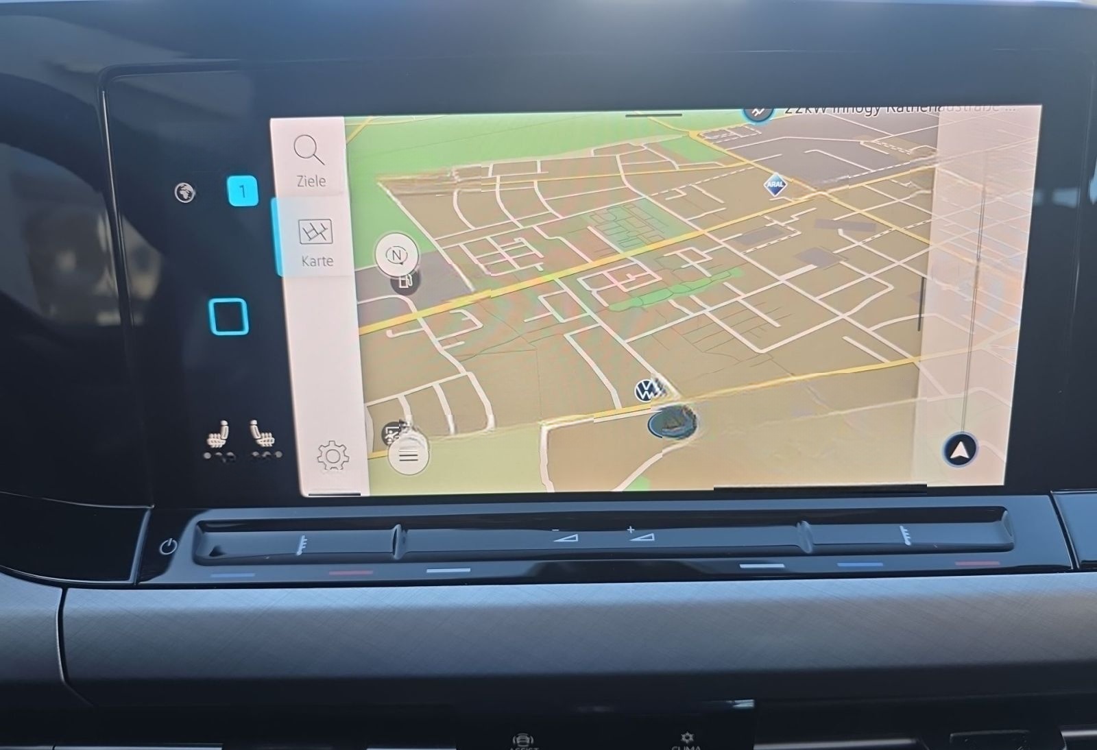 Volkswagen Golf 1.5 TSI NAVI AHK KAMERA LED APP foto 9