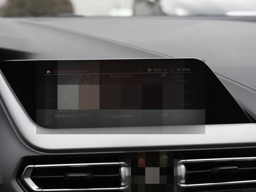 BMW 118d Advantage PANO AHK LED W-LAN NAVI KAMERA foto 16