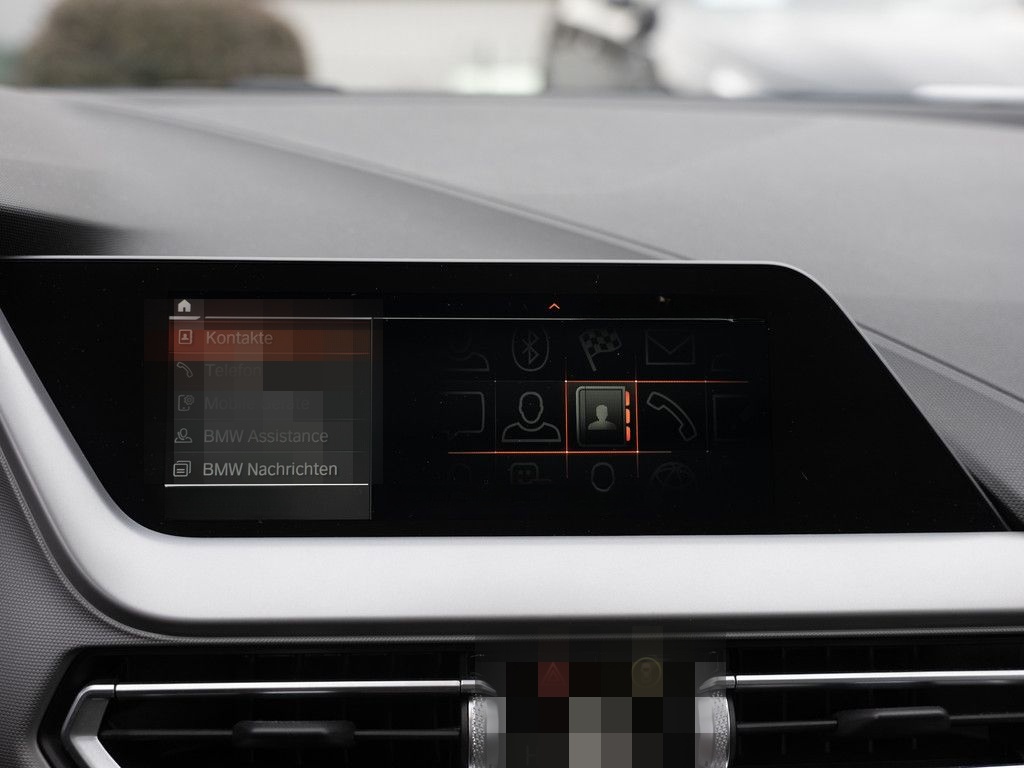 BMW 118d Advantage PANO AHK LED W-LAN NAVI KAMERA foto 17