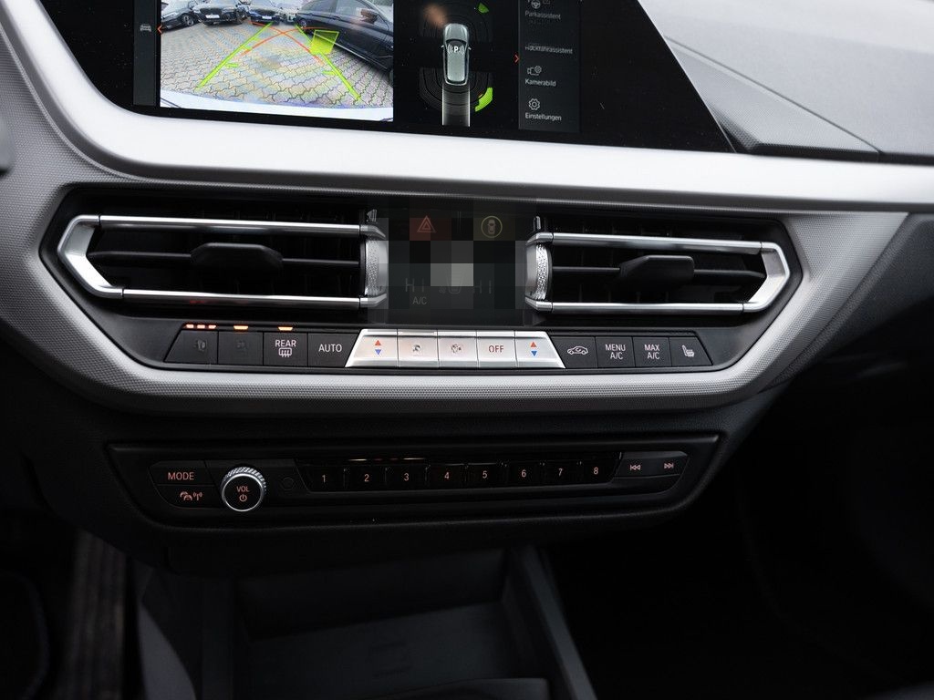 BMW 118d Advantage PANO AHK LED W-LAN NAVI KAMERA foto 19