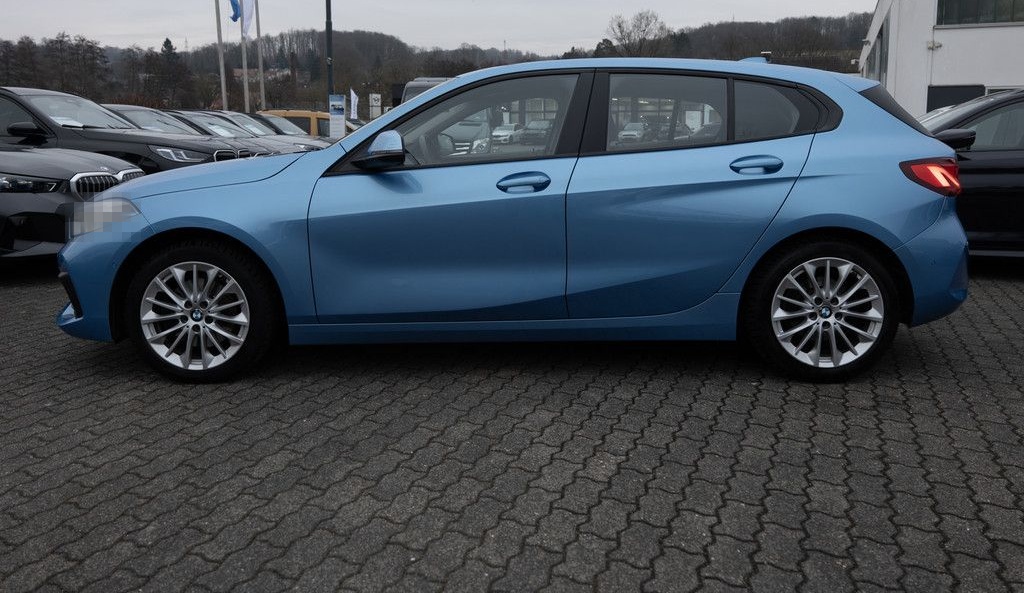 BMW 118d Advantage PANO AHK LED W-LAN NAVI KAMERA foto 7