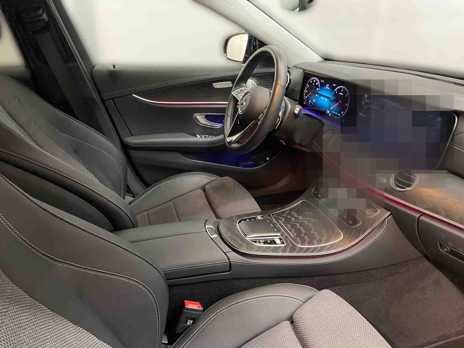 Mercedes-Benz E 220 d T AVANTGARDE+360°Kam+Night+Distr+Burmest foto 11