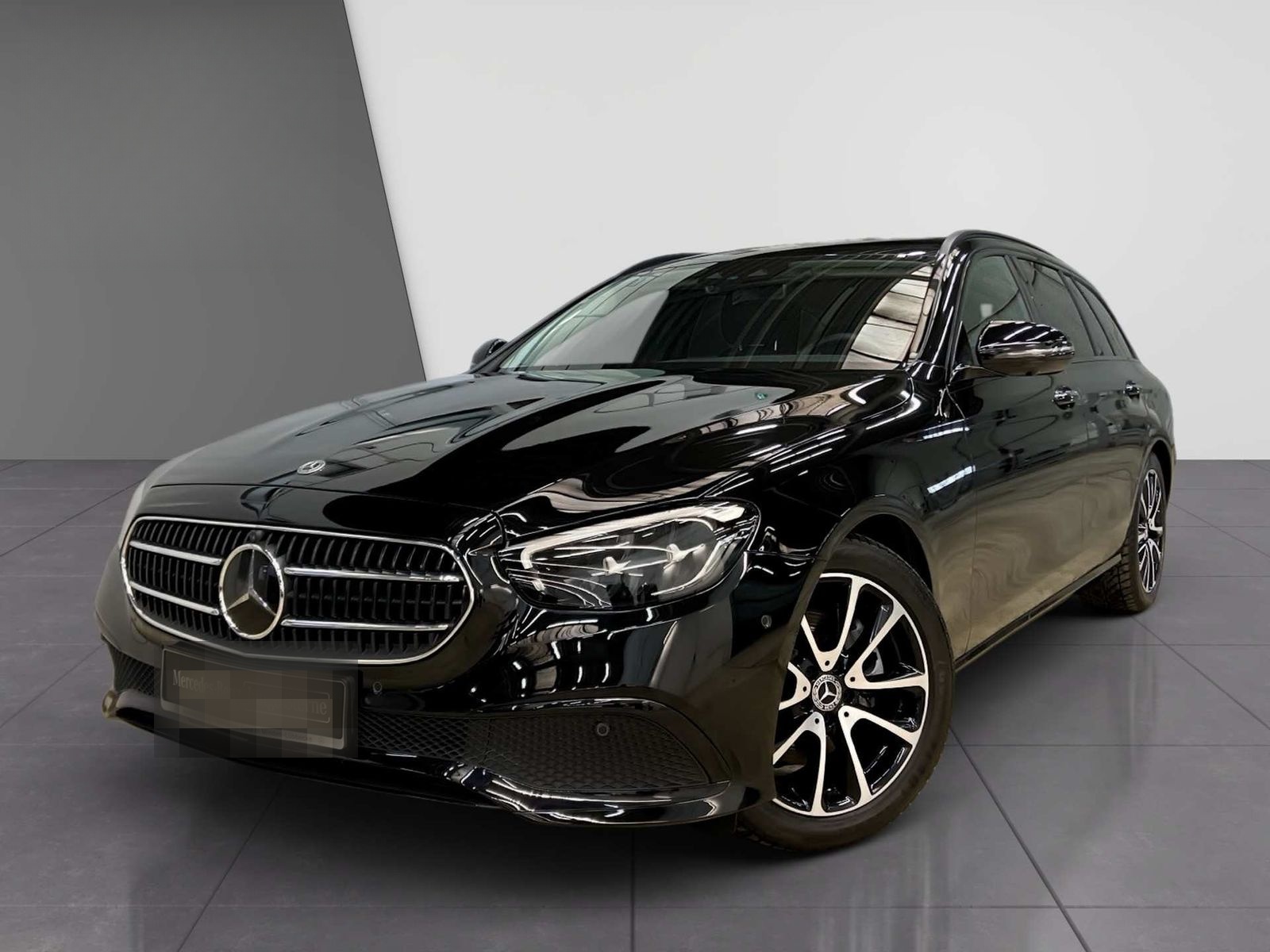 Mercedes-Benz E 220 d T AVANTGARDE+360°Kam+Night+Distr+Burmest foto 3
