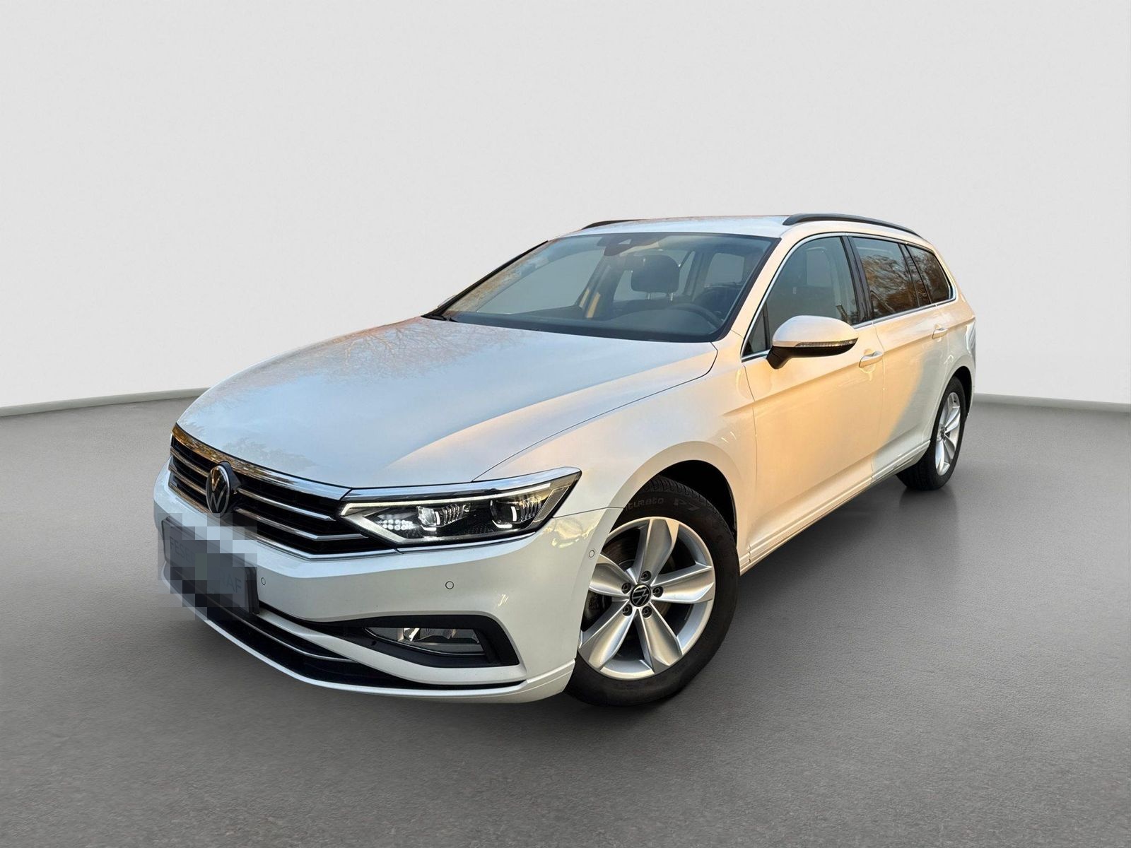 Volkswagen Passat Variant TDi DSG Business IQ.Light Kamera foto 13