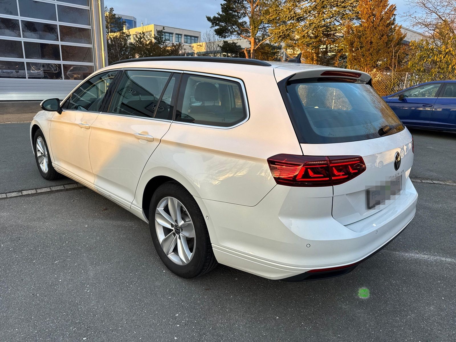 Volkswagen Passat Variant TDi DSG Business IQ.Light Kamera foto 7