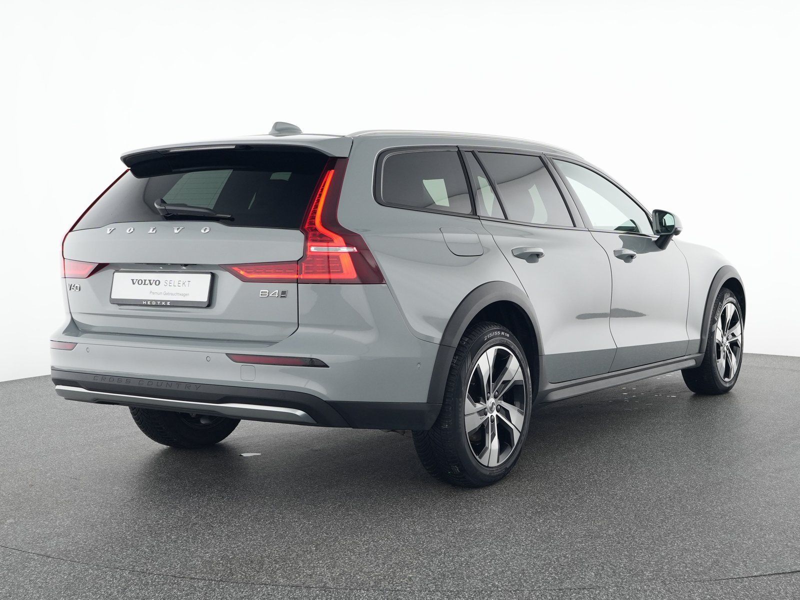 Volvo V60 CC B4 AWD Ultimate foto 2