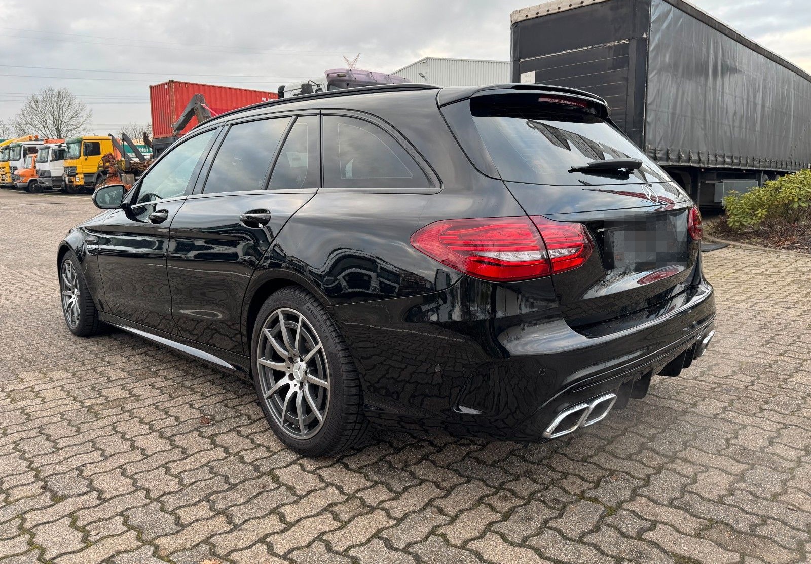 Mercedes-Benz T-Modell C 63 AMG T foto 7