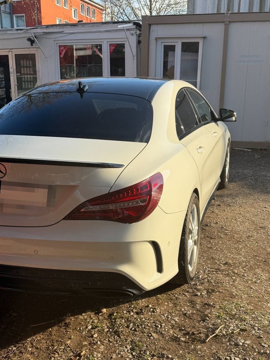 Mercedes-Benz CLA 220 CDI AMG Line | Harma... foto 6