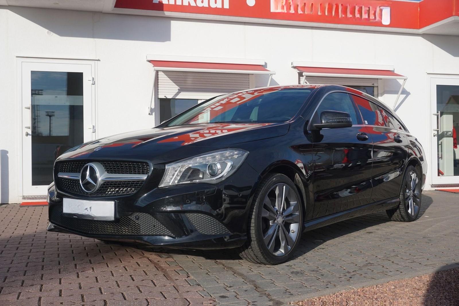 Mercedes-Benz CLA 180 Shooting Brake Urban Bi-Xenon Kamera PDC foto 2