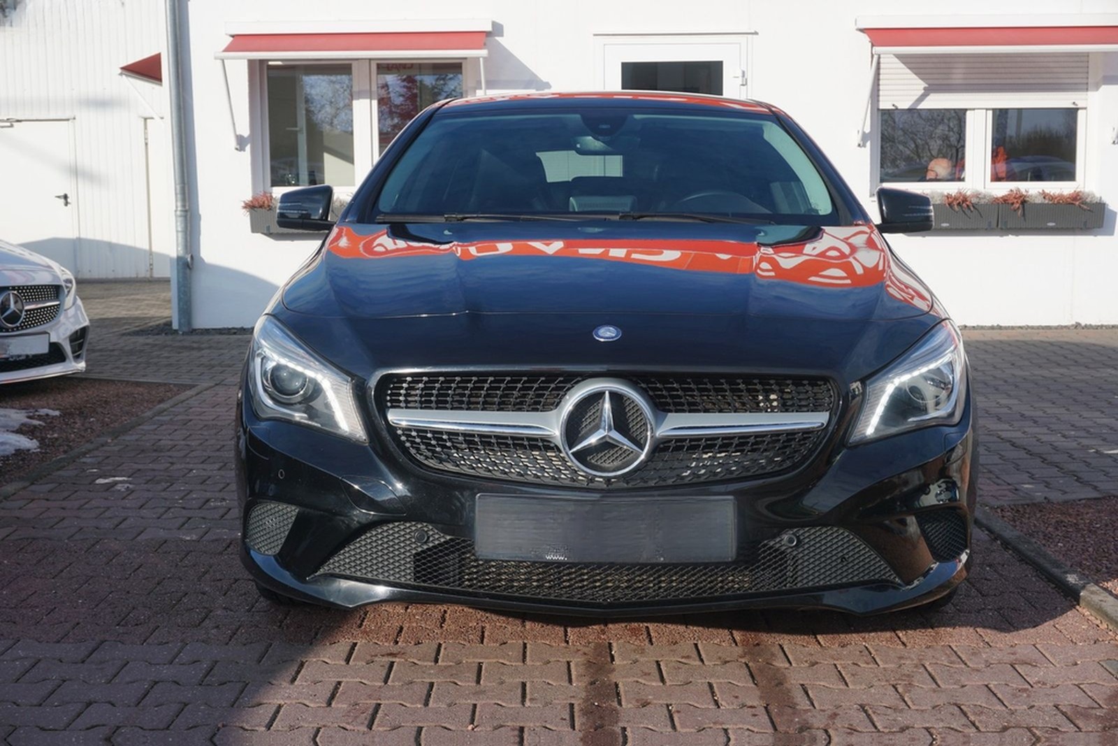 Mercedes-Benz CLA 180 Shooting Brake Urban Bi-Xenon Kamera PDC foto 6