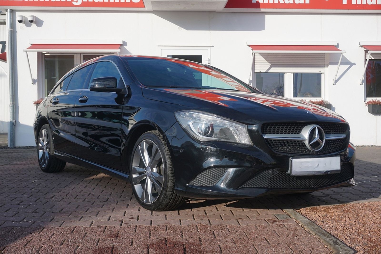Mercedes-Benz CLA 180 Shooting Brake Urban Bi-Xenon Kamera PDC foto 7