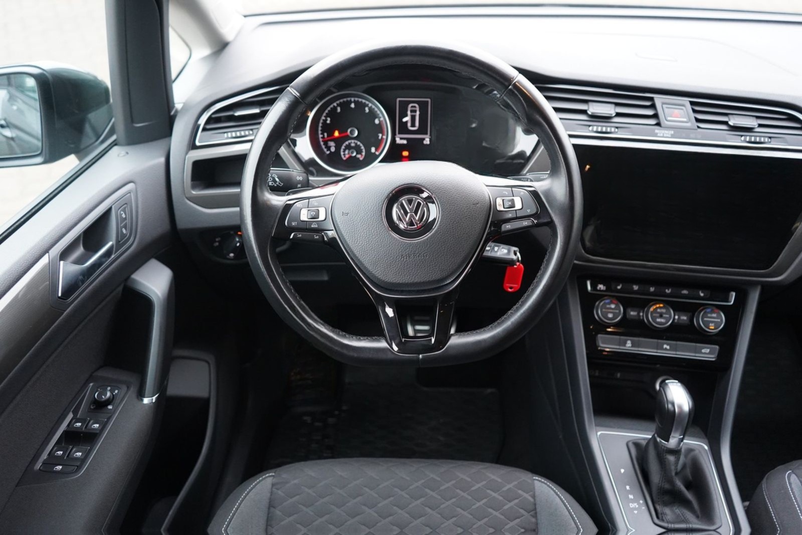 Volkswagen Touran 1.4 TSI Join LED Navi Sitzheizung ACC PDC foto 12
