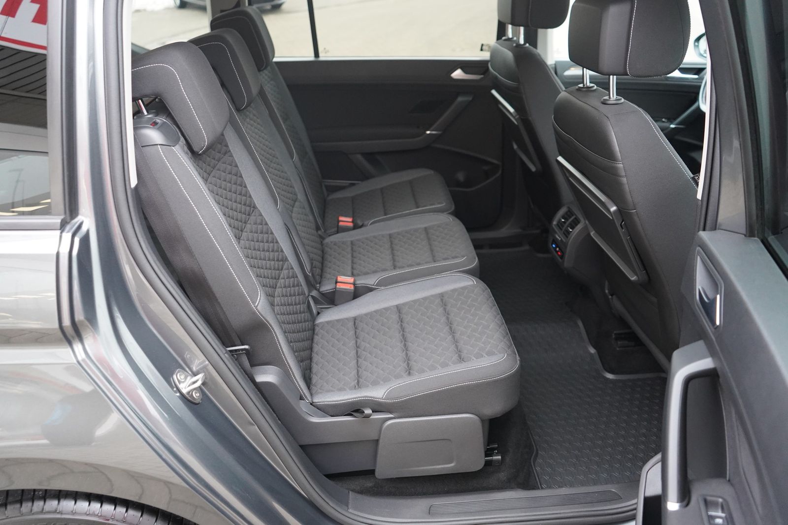 Volkswagen Touran 1.4 TSI Join LED Navi Sitzheizung ACC PDC foto 34